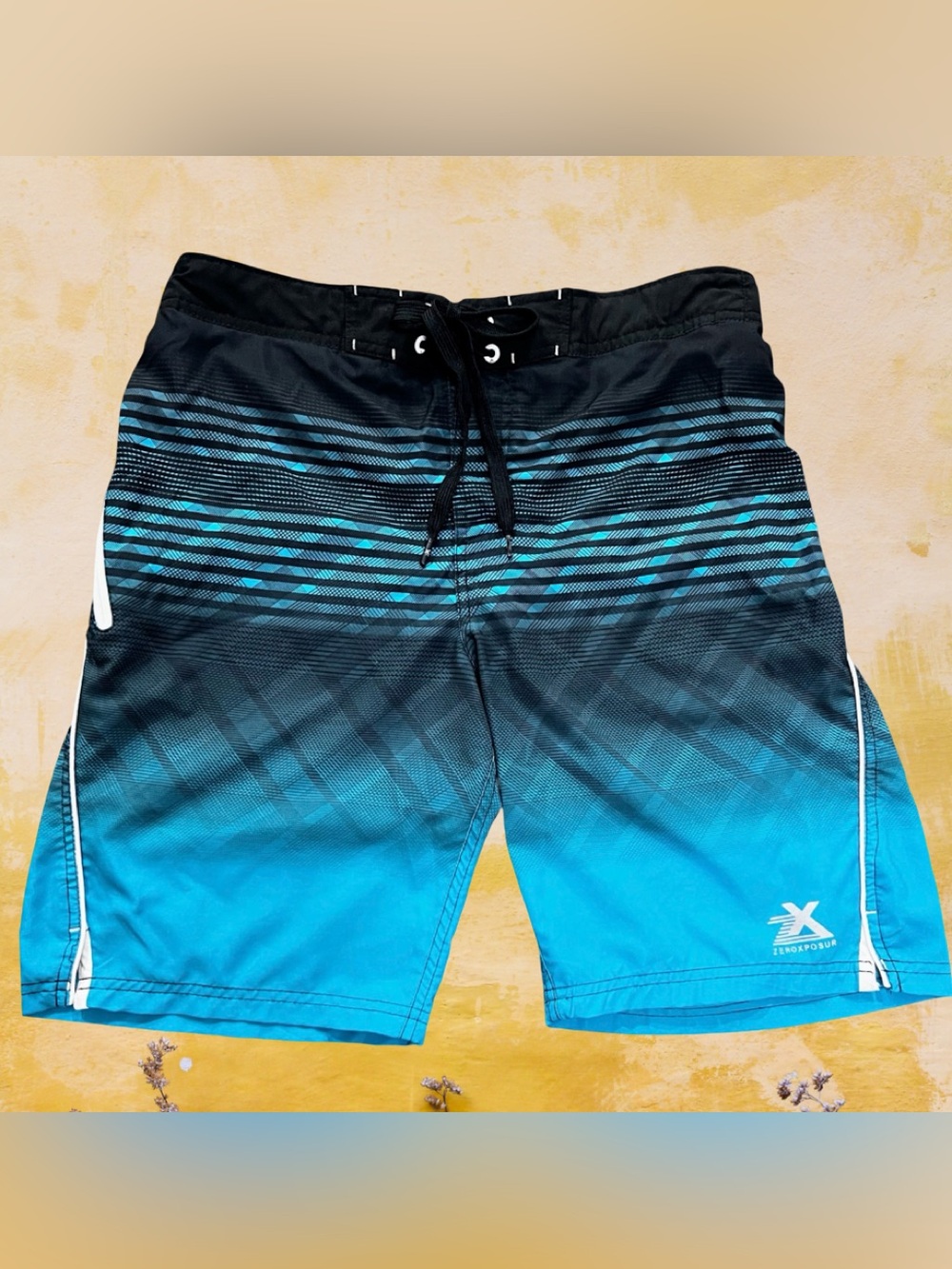 Xersion M Black and Blue Gradient Board Swim trunks Shorts